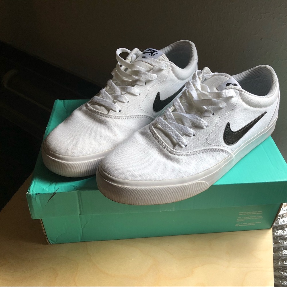 Nike SB Charge WHITE